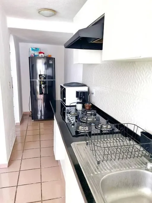 Casa De 2 Recs En Condominio Tranquilo Con Piscina Cancún Mexique