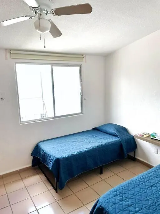 Casa De 2 Recs En Condominio Tranquilo Con Piscina Cancún Hébergement de vacances
